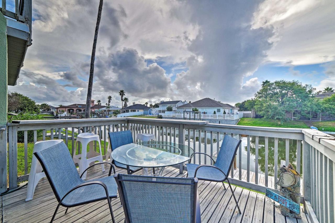 Breezy Corpus Christi Condo With Deck And Fishing Dock Exterior foto