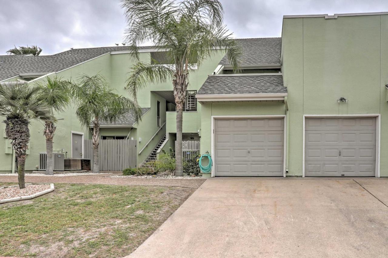 Breezy Corpus Christi Condo With Deck And Fishing Dock Exterior foto